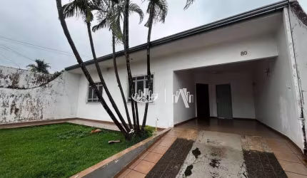 Casa com 3 quartos para alugar, 200 m² por R$ 3.200/mês - Jardim Adriana I -Zona sul de Londrina/PR