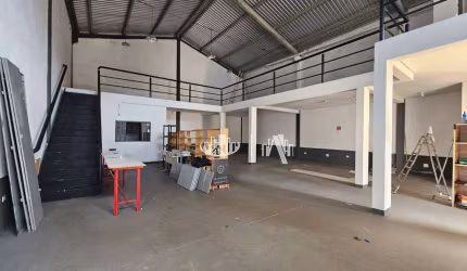 Barracão para alugar, 304 m² por R$ 4.200/mês - Igapó - Zona Sul de Londrina/PR