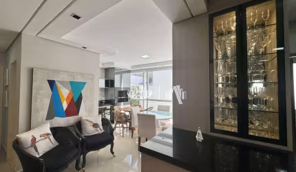 Casa com 3 dormitórios à venda, 185 m² por R$ 2.000.000,00 - Royal Forest - Londrina/PR