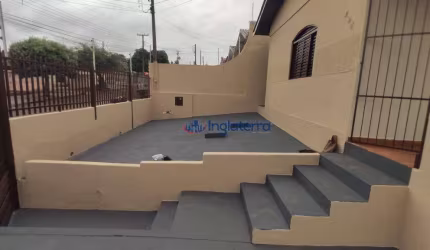 Casa com 2 quartos para alugar, 70 m² por R$ 1.200/mês - Aquilles Sthengel - Zona Norte de Londrina/PR