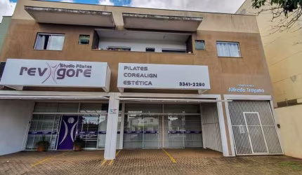 Apartamento com 1 dormitório para alugar, 45 m² por R$ 880,00/mês - Igapó - Londrina/PR
