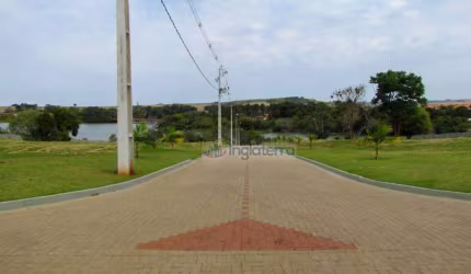 Terreno à venda, 675 m² por R$ 300.000,00 - Condomínio Shangrilá - Primeiro de Maio/PR