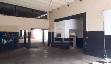 Barracão à venda, 182 m² por R$ 550.000,00 - Indústrias - Londrina/PR