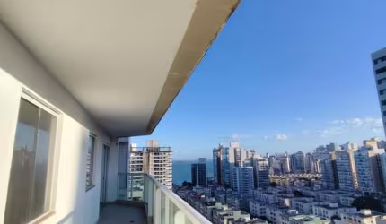 3 quartos a venda m Itapoã - ed. Porto d´ Itapoã