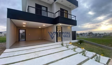 Sobrado Novinho em Cond. fechado - 3 suítes à venda, 250m² por R$ 990.000 - Eugênio de Melo - SJC/SP