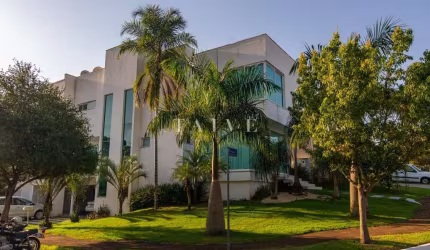 Sobrado com 3 dormitórios à venda, Golden Park, 365 m²  -  Zona Leste - Londrina/PR