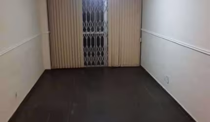 Apartamento com 2 quartos à venda na Rua Godofredo Viana, Taquara, Rio de Janeiro, 62 m2 por R$ 188.000