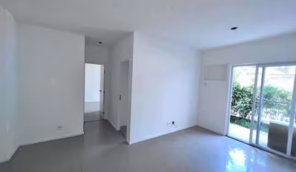 Apartamento com 2 quartos à venda na Estrada dos Bandeirantes, Camorim, Rio de Janeiro, 64 m2 por R$ 379.000