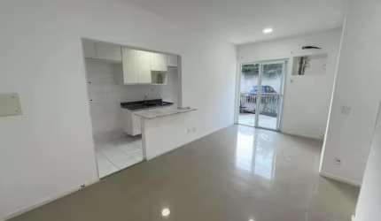 Apartamento com 2 quartos à venda na Estrada dos Bandeirantes, Camorim, Rio de Janeiro, 68 m2 por R$ 379.000
