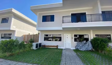Casa em condomínio fechado com 3 quartos à venda na Rua Manhuaçu, Vargem Grande, Rio de Janeiro, 192 m2 por R$ 749.900