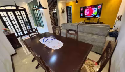 Casa em condomínio fechado com 3 quartos à venda na Rua Jornalista Luiz Eduardo Lobo, Vargem Pequena, Rio de Janeiro, 179 m2 por R$ 530.000