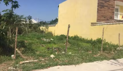 Terreno em condomínio fechado à venda na Estrada dos Bandeirantes, Vargem Grande, Rio de Janeiro por R$ 115.000