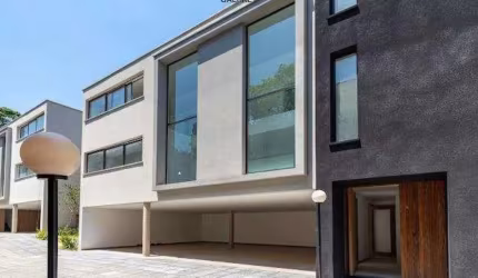 Vende-se casa encantadora  em condomínio com 719 m² no alto da boa vista