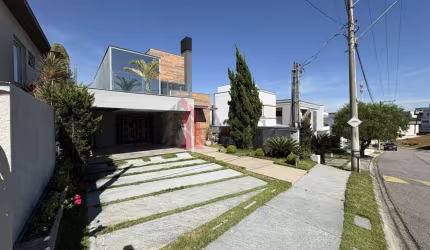 Casa com 4 suítes para venda em Mogi das Cruzes - SP