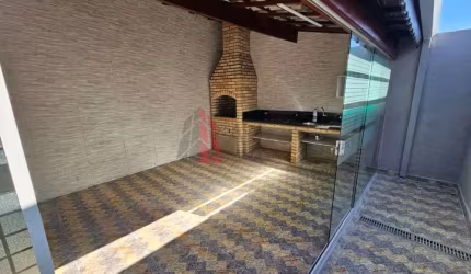 Casa reformada  com 2 quartos e área gourmet