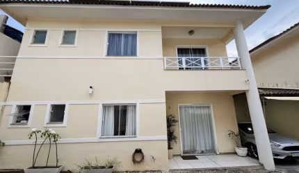 Casa em Stella Maris, 4 Suítes, Armários, 2 Vagas