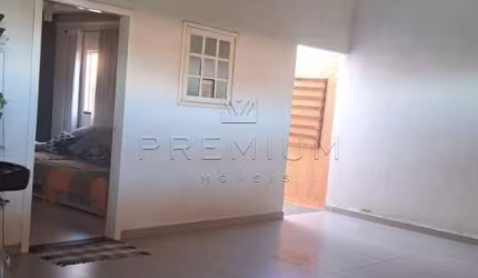 Casa com 3 quartos à venda no Custódio Pereira, Uberlândia  por R$ 640.000