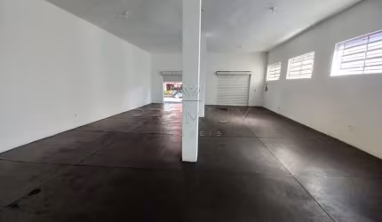 Barracão / Galpão / Depósito à venda no Santa Mônica, Uberlândia  por R$ 800.000