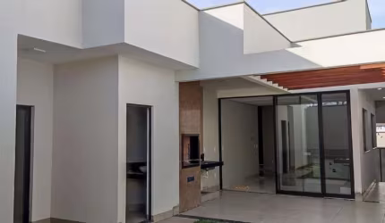 Casa com 3 quartos à venda no Alto Umuarama, Uberlândia  por R$ 930.000