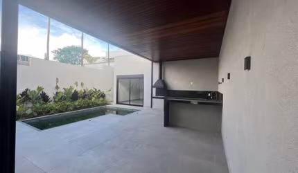 Casa em condomínio fechado com 3 quartos à venda no Jardim Sul, Uberlândia  por R$ 2.500.000