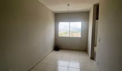Apartamento com 2 quartos à venda no Luizote de Freitas, Uberlândia  por R$ 205.000