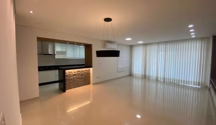 Apartamento com 3 quartos à venda em Saraiva, Uberlândia  por R$ 1.200.000