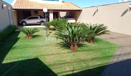 Casa com 3 quartos à venda no Custódio Pereira, Uberlândia  por R$ 899.000