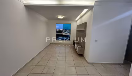 Apartamento com 3 quartos à venda no Conjunto Segismundo Pereira, Uberlândia  por R$ 270.000