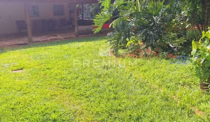 Chácara / sítio com 5 quartos à venda no Chácaras Eldorado, Uberlândia  por R$ 900.000