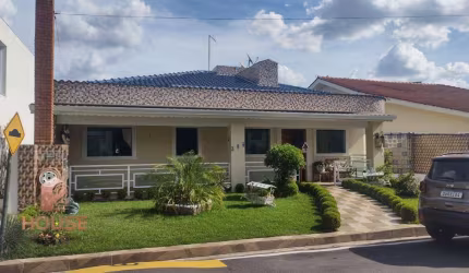 Casa com 3 dormitórios à venda, 300 m² por R$ 2.438.000,00 - Condomínio Arujá Country Club - Arujá/SP