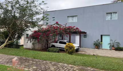 Casa com 3 dormitórios à venda, 300 m² por R$ 1.325.000,00 - Condomínio Reserva Ibirapitanga - Santa Isabel/SP