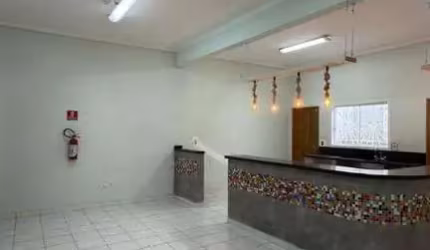 Sala para alugar, 150 m² por R$ 5.500/mês - Centro - Arujá/SP