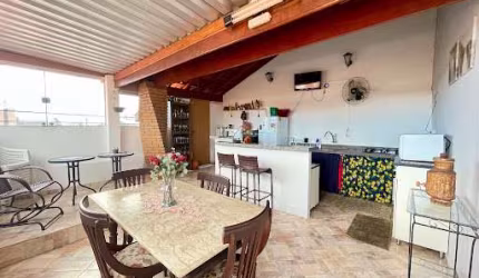 Sobrado com 4 dormitórios à venda, 180 m² por R$ 700.000,00 - Jardim Santa Maria - Jacareí/SP