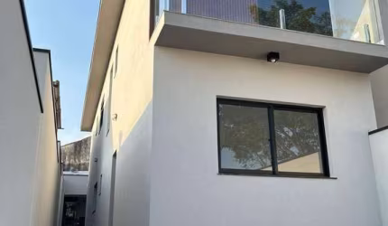 Sobrado com 3 dormitórios à venda, 136 m² por R$ 740.000 - Arujá América - Arujá/SP