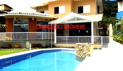 Casa em condomínio fechado com 3 quartos à venda na RUA SABIÁ, 2183, Praia da Lagoinha, Ubatuba, 243 m2 por R$ 2.100.000