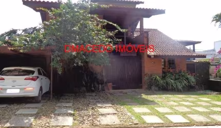 Prédio com 3 salas à venda na RUA DOS CRAVOS, 58, Praia da Lagoinha, Ubatuba por R$ 900.000