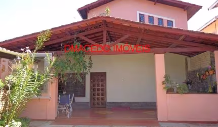 Casa com 3 quartos à venda na RUA SARGENTO GERALDO SANTANA, 90, Praia de Maranduba, Ubatuba por R$ 700.000