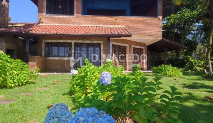 Casa com 4 quartos à venda na RUA SEIS  (BALNEÁRIO SANTA CRUZ), Praia do Sape, Ubatuba por R$ 4.000.000