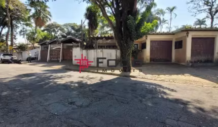 Casa comercial de 280m² no Jardim Esplanada