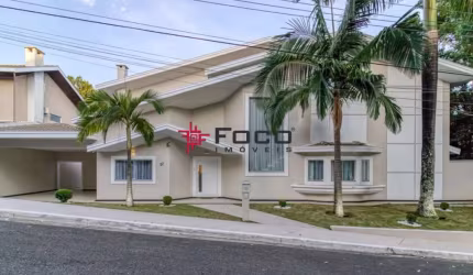 Casa com 5 dormitórios para Venda no Altos da Serra 2