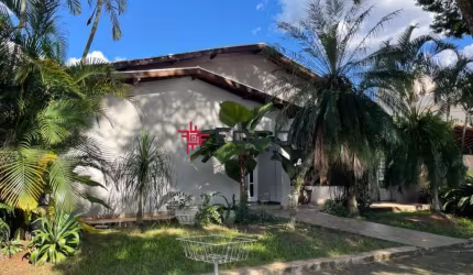 Casa com 6 Suítes a Venda no Jardim das Colinas