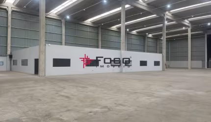 GALPÃO INDUSTRIAL no Condomínio Century Industrial no bairro Chacaras Reunidas com 3.500m²