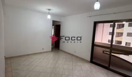 Apartamento à venda no Edifício Mariana -  02 dormitórios sendo 01 suíte - 70m ²