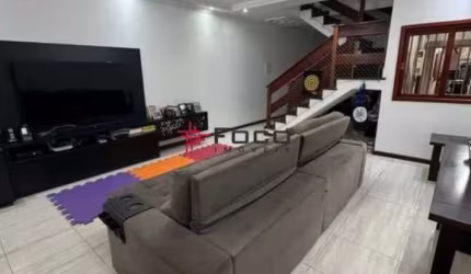 Casa à venda com 3 quartos  no Bosque dos Eucaliptos