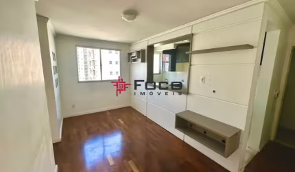 Apartamento Edifício Campo de Bourbon / Trinta e um de Março / 02 Dormitórios / 48M² São José dos Campos