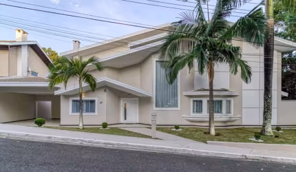 Casa com 5 dormitórios para Venda no Altos da Serra 2