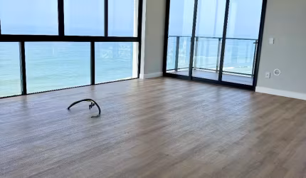 Lindo apartamento frente mar nop Tabuleiro, 111m2 privativos, 3 quartos (1 suite) e 2 vagas