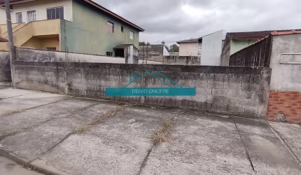 Terreno Murado e aterrado a venda no Bairro Massaguaçu Caraguatatuba