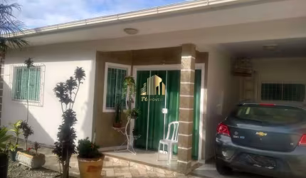 Casa à venda, no Bairro Fazenda Santo Antônio, São José-SC, com 3 quartos, sendo , com 2 vagas