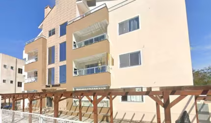 Cobertura à venda, no Bairro Ingleses do Rio Vermelho, Florianópolis-SC, com 2 quartos, sendo 1 suíte, com 1 vaga